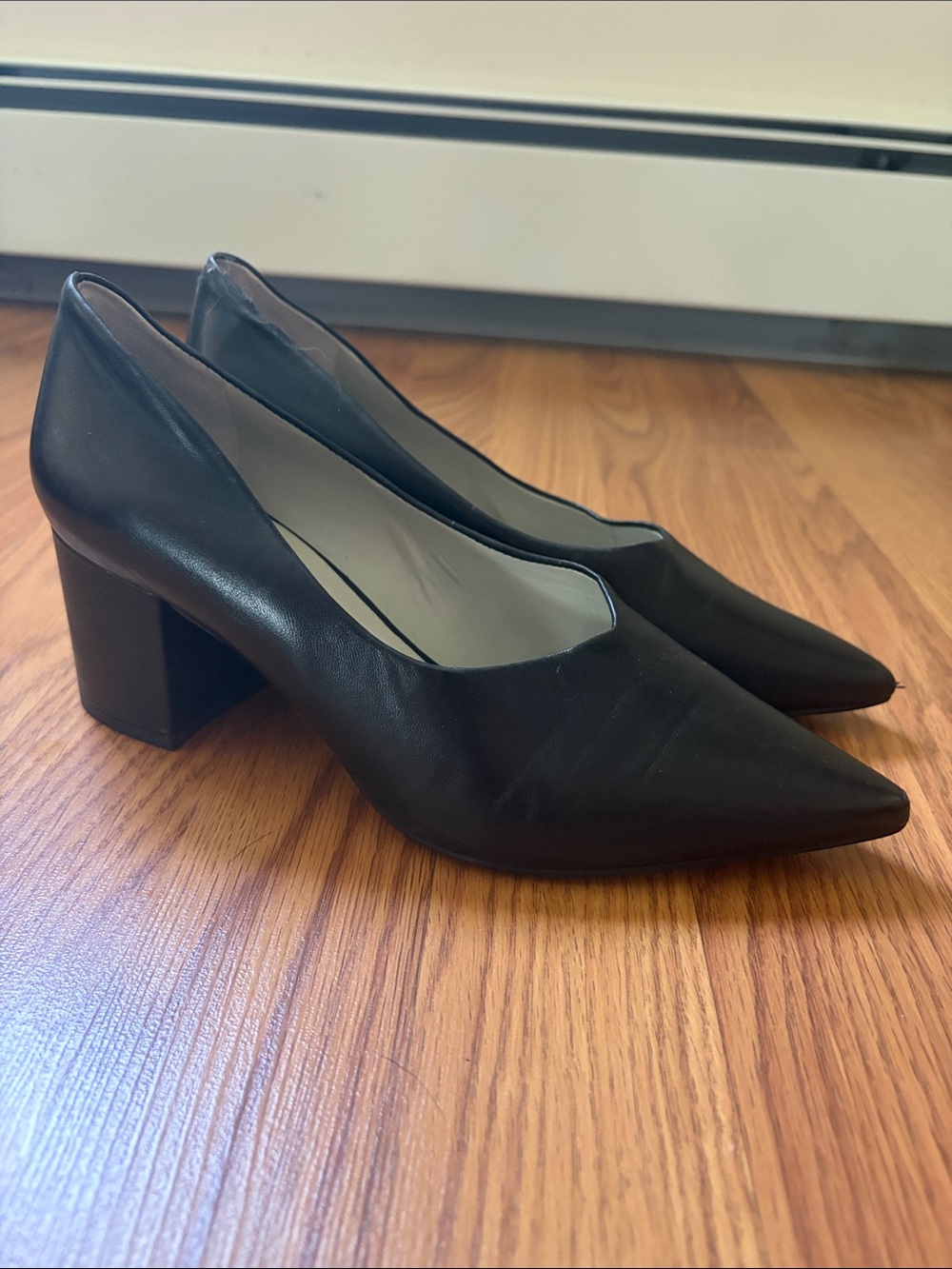 1State Leather black heels